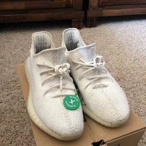 Yeezy 350 cream v2
